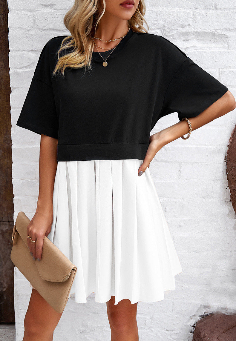 Round Neck Short Sleeve Black White Pleated Dress