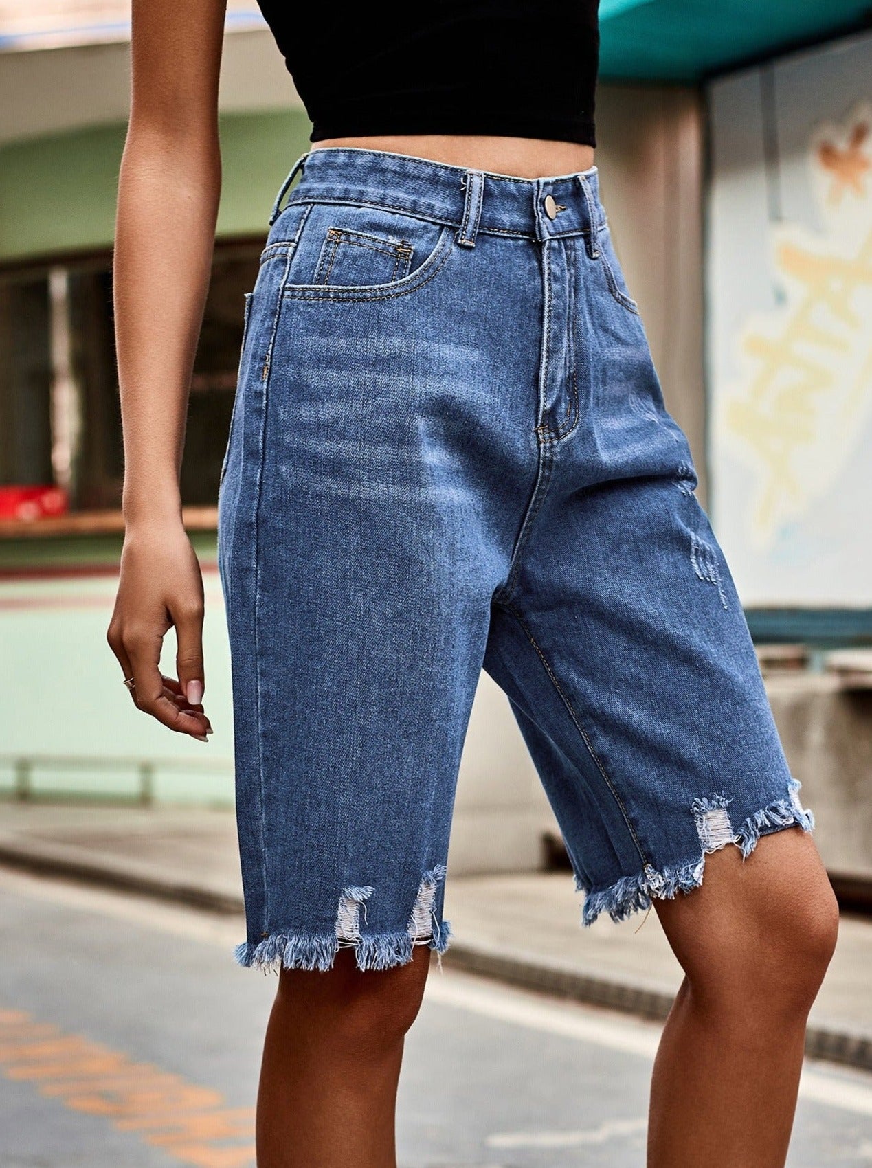 Buttoned Loose Fit Ripped Washed Denim Shorts